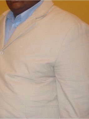 Geoffrey Beene Cream Blazer with Light Blue Shirt